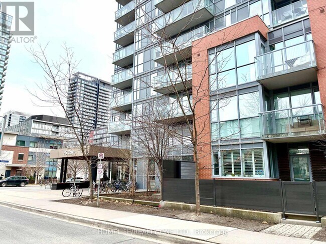 25 Cole St in Toronto, ON - Building Photo - Building Photo