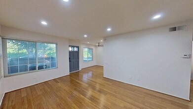 2349 S Cutty Way in Anaheim, CA - Building Photo - Building Photo