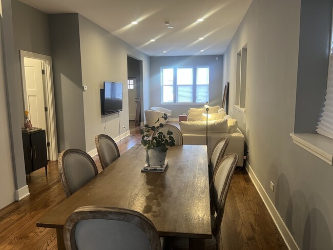 2929 W Warren Blvd in Chicago, IL - Building Photo - Building Photo