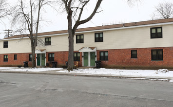 Corliss Park Apartments in Troy, NY - Building Photo - Building Photo