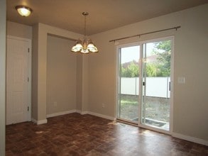 858 N Wooden Ln in Salt Lake City, UT - Building Photo - Building Photo