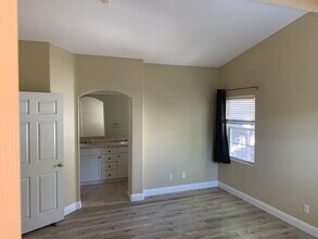 2863 Player Ln in Tustin, CA - Building Photo - Building Photo