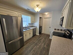 701 S Fairfield Dr in Peachtree City, GA - Building Photo - Building Photo