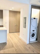 200 E 21st St in New York, NY - Building Photo - Building Photo