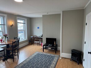 16-24 Market St in Amesbury, MA - Building Photo - Building Photo