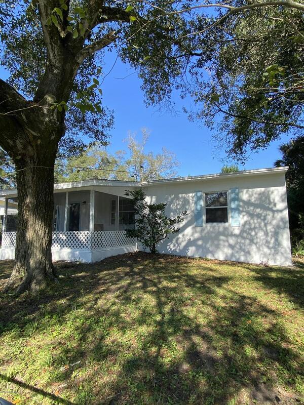 property at 9827 Elaine Rd