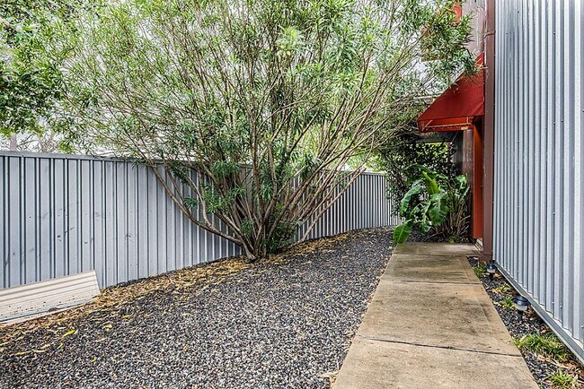 property at 2605 Calumet St