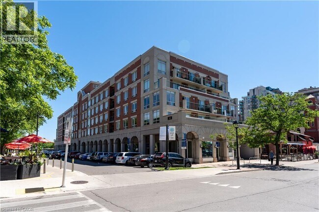 430 Pearl St in Burlington, ON - Building Photo - Building Photo