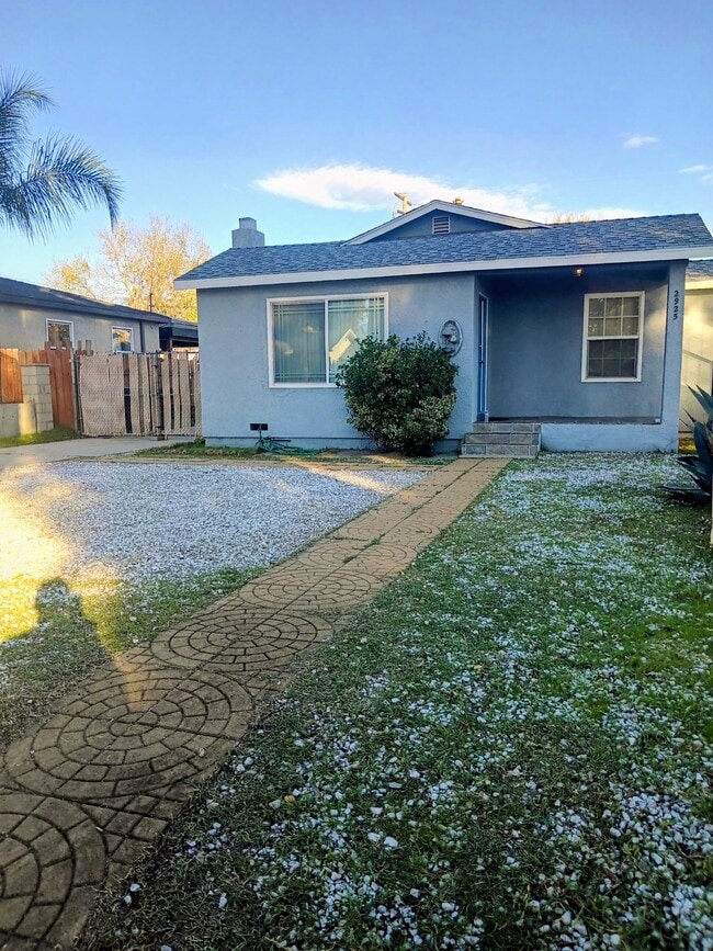 2925 Wall Ave in San Bernardino, CA - Building Photo - Building Photo