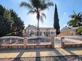 2666 E Madison St in Carson, CA - Building Photo