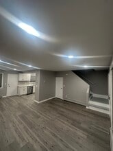 1410 Juneau St, Unit 4 in Anchorage, AK - Building Photo - Building Photo