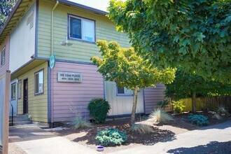 4938 NE 32nd Pl in Portland, OR - Foto de edificio - Building Photo