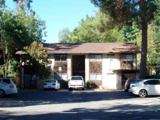 418 Hazel St in Chico, CA - Building Photo