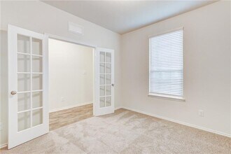 412 Ibis Falls Loop in Jarrell, TX - Building Photo - Building Photo