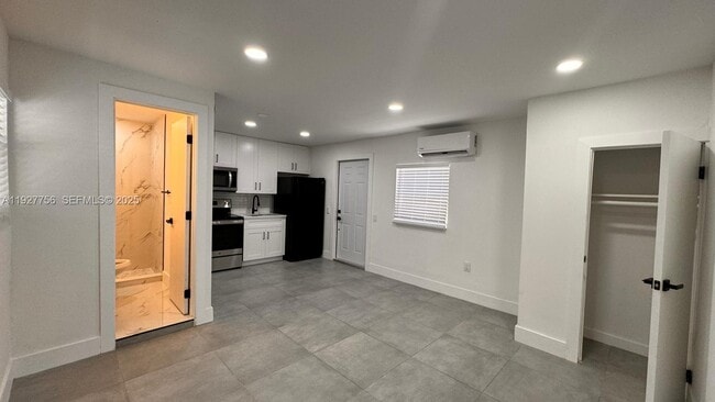 property at 1933 Washington St