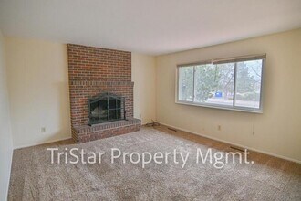 4404 N Chestnut St in Colorado Springs, CO - Building Photo - Building Photo