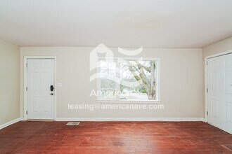 8329 8th Ave S in Birmingham, AL - Building Photo - Building Photo