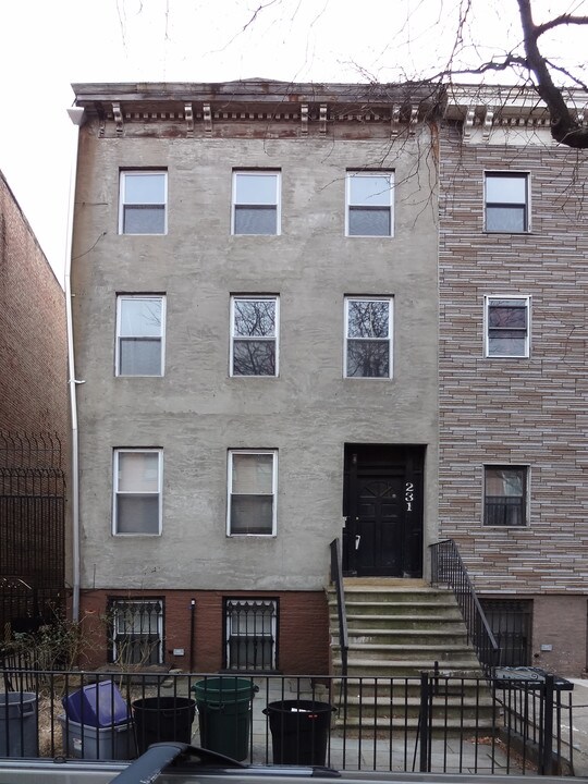 231 Cumberland St in Brooklyn, NY - Building Photo