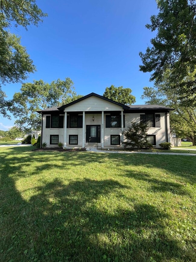 property at 640 Tobylynn Ct
