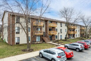 Waterbury in Roselle, IL - Building Photo