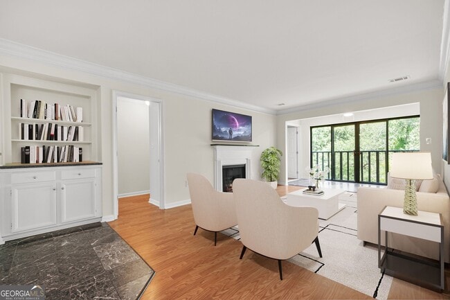 property at 23203 Plantation Dr NE