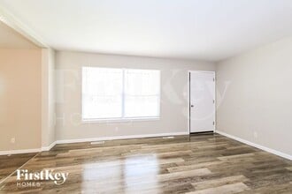 20 Sungrove Dr in Maryland Heights, MO - Building Photo - Building Photo