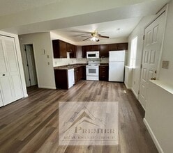 1005 Western Dr in Colorado Springs, CO - Building Photo - Building Photo