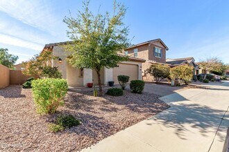 12109 W Desert Moon Way in Peoria, AZ - Foto de edificio - Building Photo