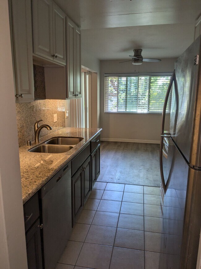 3750 Harrison St in Oakland, CA - Building Photo - Building Photo