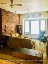 1010 N 3rd St-Unit -3rd Floor in Harrisburg, PA - Building Photo - Building Photo