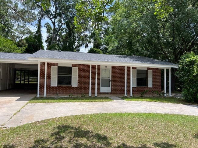 property at 2307 Alder Dr