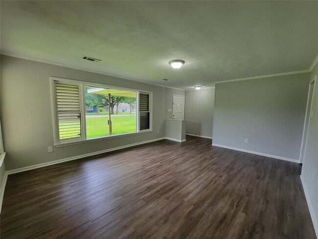 2120 Palm in La Marque, TX - Foto de edificio - Building Photo