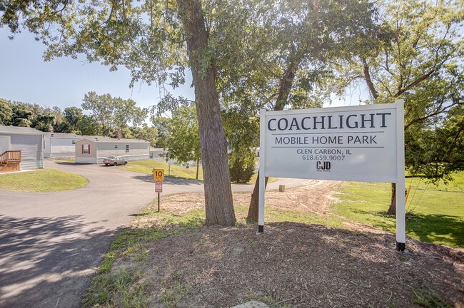 12 Coachlight Trailer Park in Glen Carbon, IL - Building Photo - Building Photo