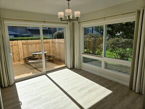 2350 Caminito Agrado in San Diego, CA - Building Photo - Building Photo