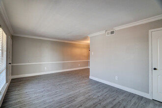 Camino Del Sol Apartments in Pasadena, TX - Building Photo - Building Photo