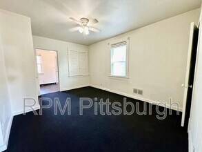 1004 11th St in Mckees Rocks, PA - Building Photo - Building Photo