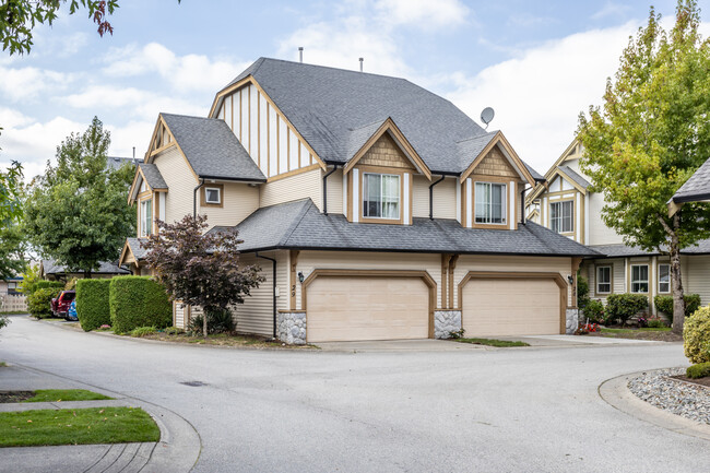 Legends in Surrey, BC - Building Photo - Building Photo