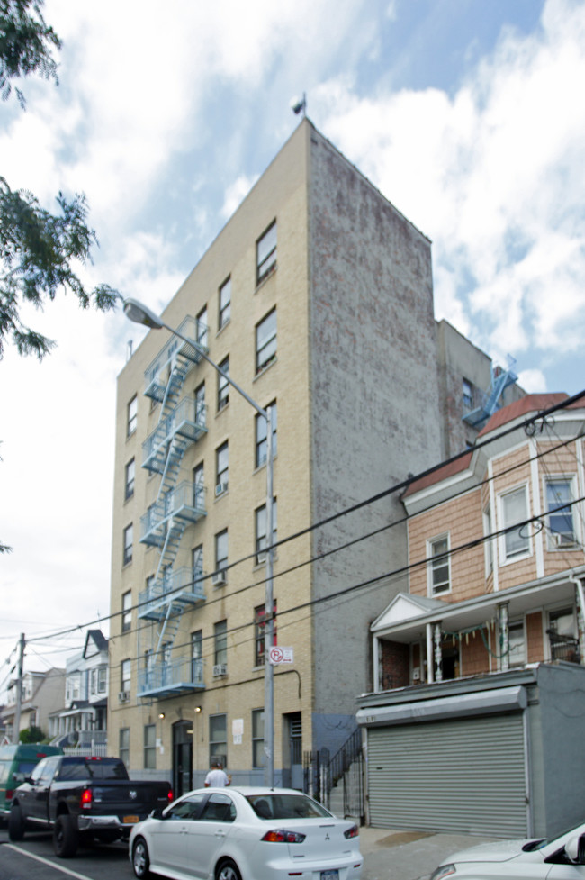 1415 Bryant Ave in Bronx, NY - Building Photo - Building Photo