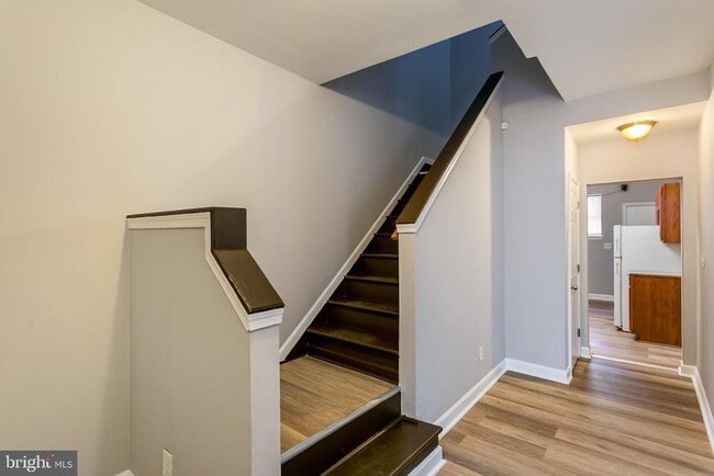 property at 3021 Wolcott Ave