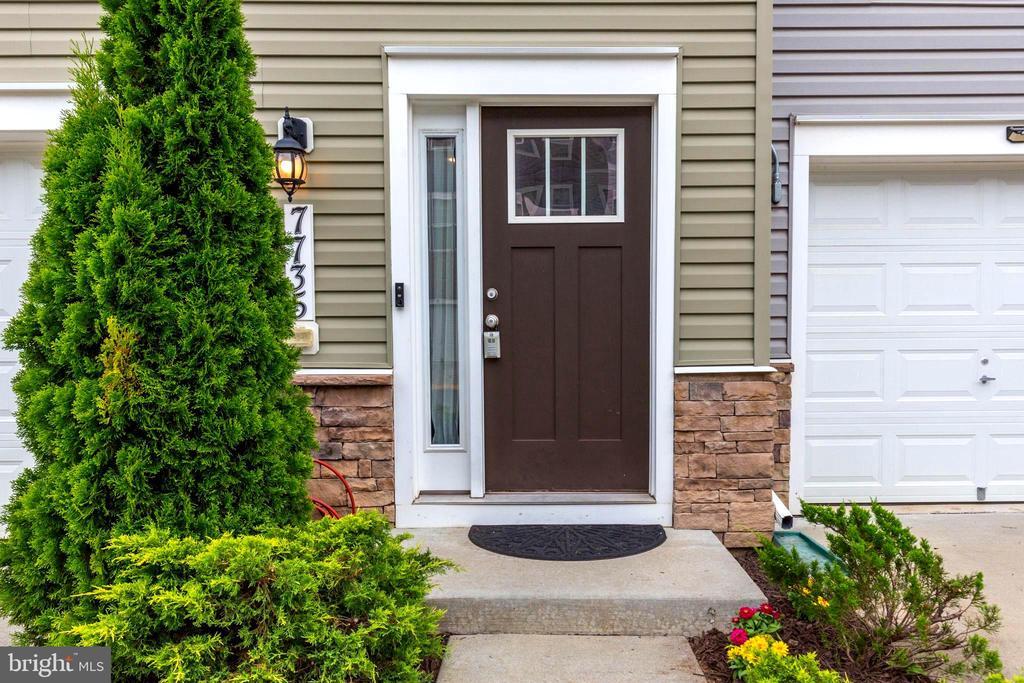 7735 Venice Ln in Severn, MD - Building Photo