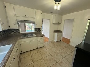 1243 Hardin Dr in El Cajon, CA - Building Photo - Building Photo
