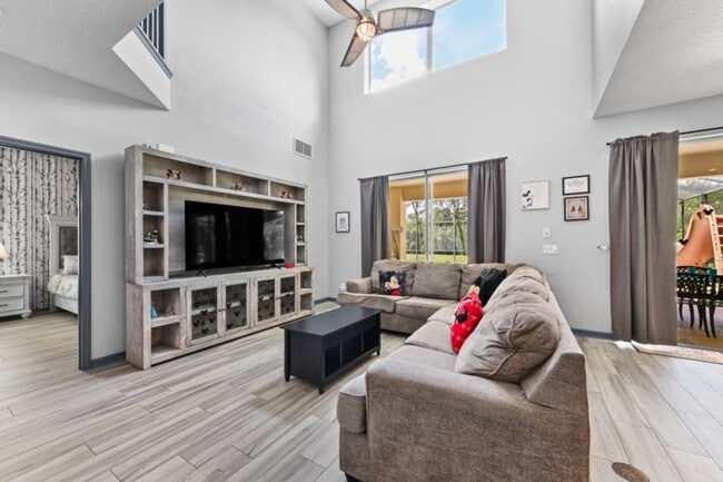 8401 Secret Key Cove