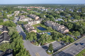 Waterford Landing Condominiums in Orlando, FL - Foto de edificio - Building Photo