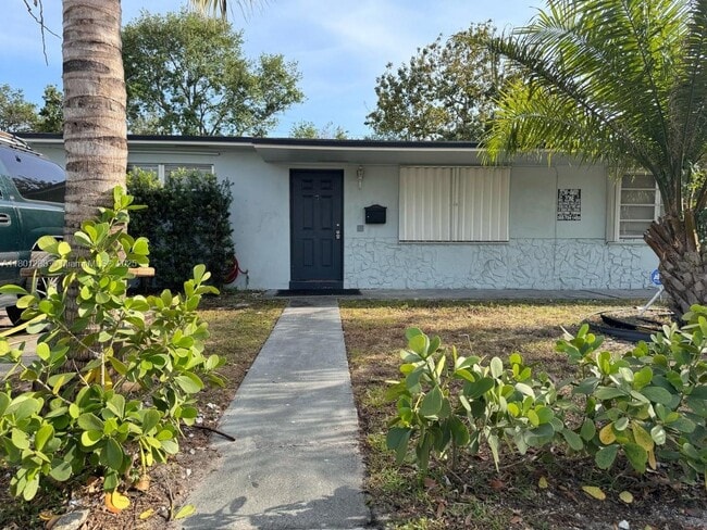 60 NE 184th Terrace
