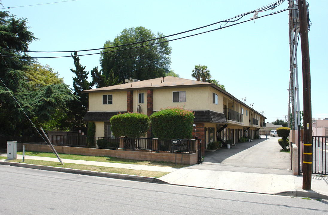 1131 S Alta Vista Ave in Monrovia, CA - Building Photo