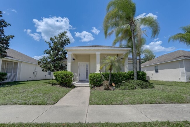 property at 4977 Pall Mall St W