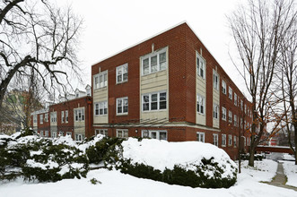 Amberson Towers Condominium in Pittsburgh, PA - Building Photo - Building Photo