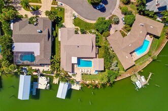 807 Snug Island in Clearwater, FL - Building Photo - Building Photo