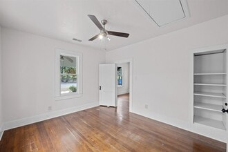713 Patterson Ave in Austin, TX - Building Photo - Building Photo
