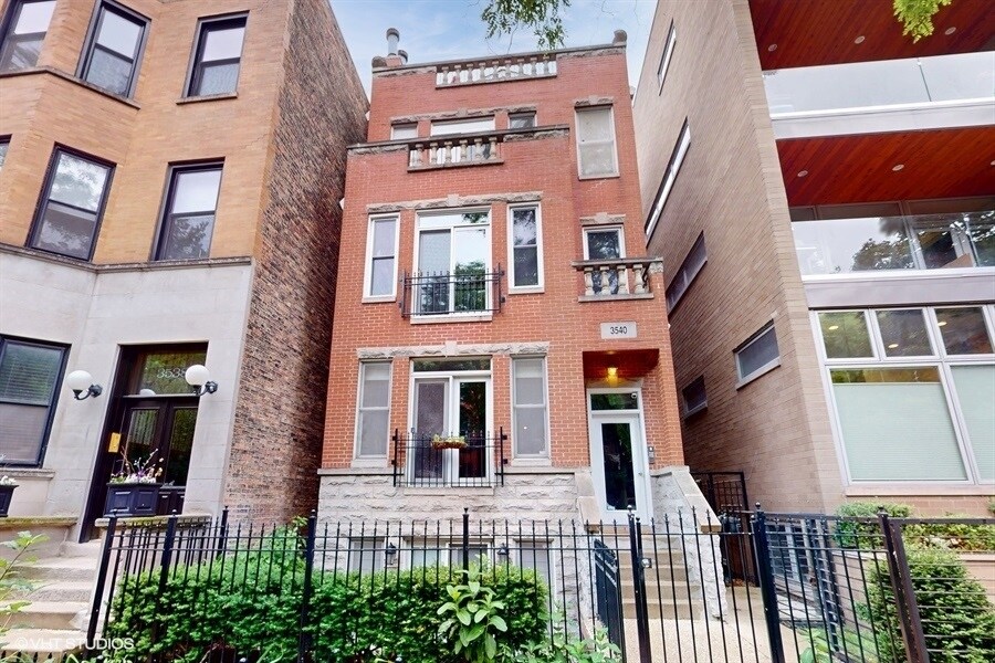 3540 N Reta Ave in Chicago, IL - Building Photo